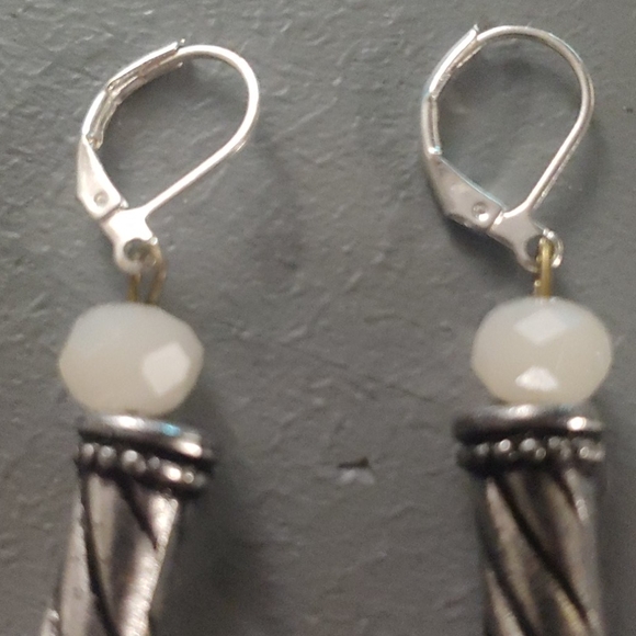 Dangle Silver Feather Earrings - Picture 4 of 4